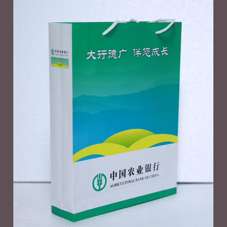 中华人民共和国第四套人民币·粮票/布票·银质纪念章珍藏册
